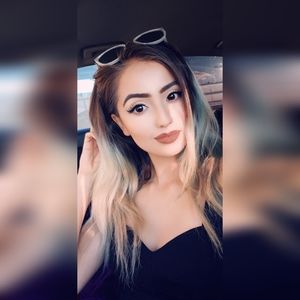 Meet your Posher, Isa